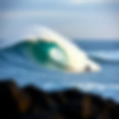 Stunning wave at Uluwatu Beach